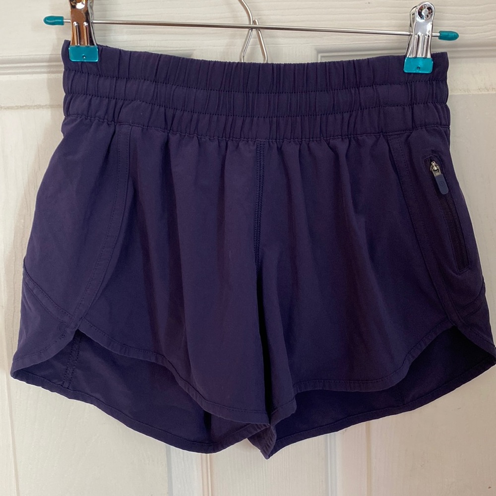 Lululemon tracker shorts, size 6, purple